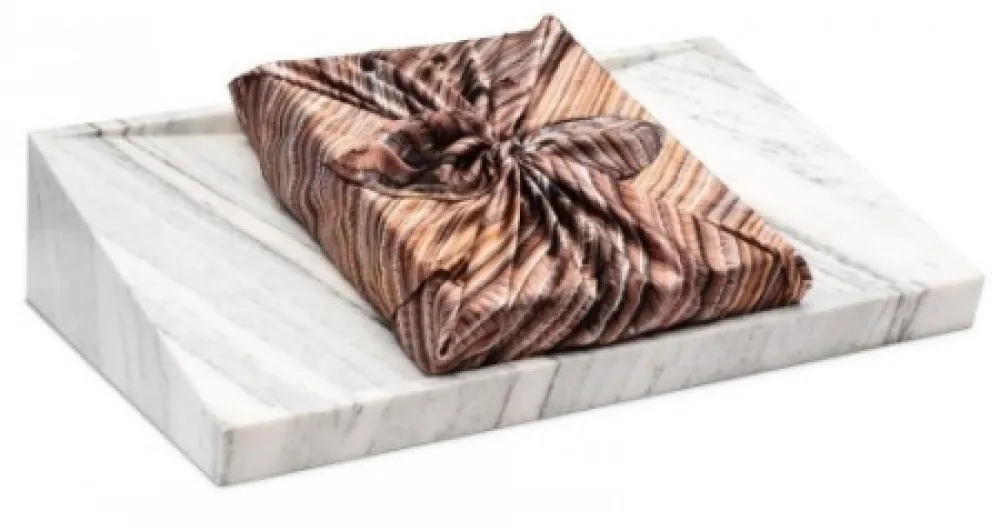 复数作品 Ai - The artist activist – Art edition