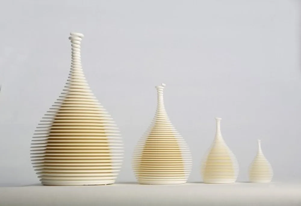 复数作品 Arad - 4 White Objects