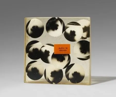 复数作品 Arman - Hommage a Duchamp. To and for RRose Selavy (fotografie)