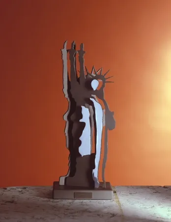 复数作品 Arman - Le phantome de la liberté