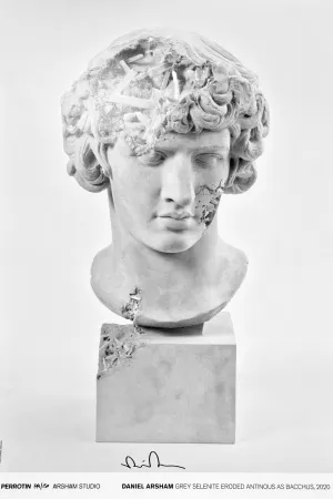 胶版印刷 Arsham - Grey Selenite Eroded Antinous as Bacchus