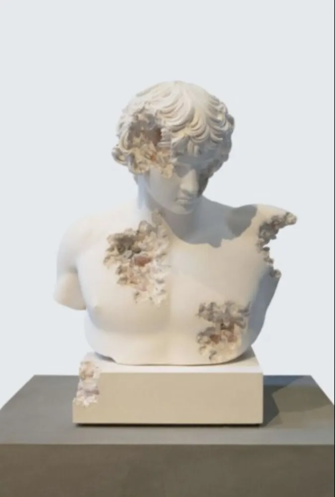 复数作品 Arsham - Rose Quartz Eroded Bust of Antinous