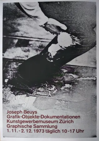 丝网印刷 Beuys - „Joseph Beuys. Grafik-Objekte-Dokumentationen. Kunstgewerbemuseum Zürich. Graphische Sammlung. 1.11.-  2.12.1973 täglich 10-17 Uhr“.