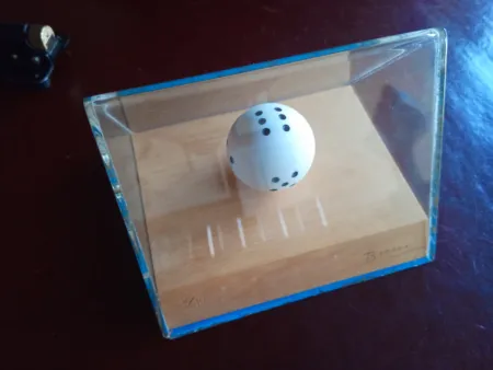 复数作品 Brossa - Poema Objeto - Dau Rodó