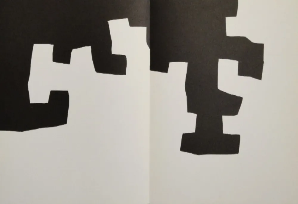石版画 Chillida - DERRIÈRE LE MIROIR, No 204. Chillida.