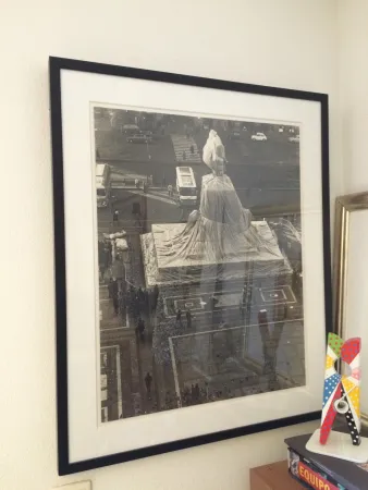 摄影 Christo - Wrapped Monument Vittorio Enmanuele, Milan