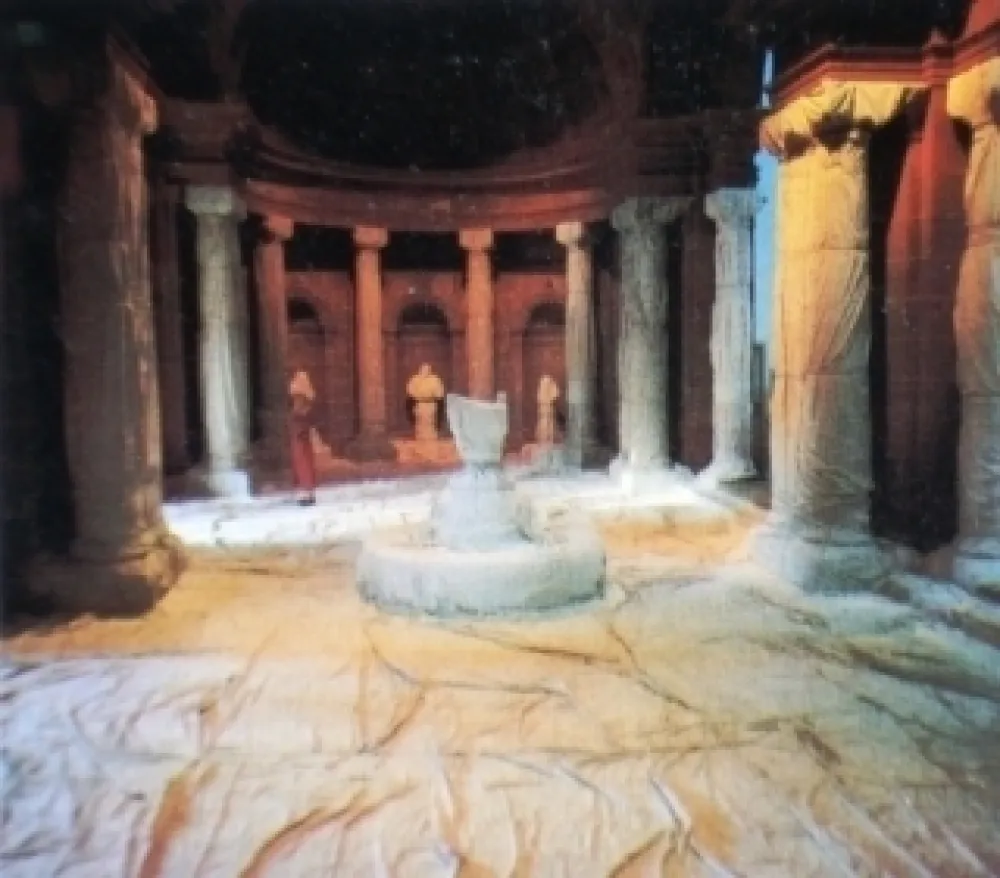 复数作品 Christo - Wrapped Vestibule, The art Gallery of New South Wales, Sydney, Australia, 1990