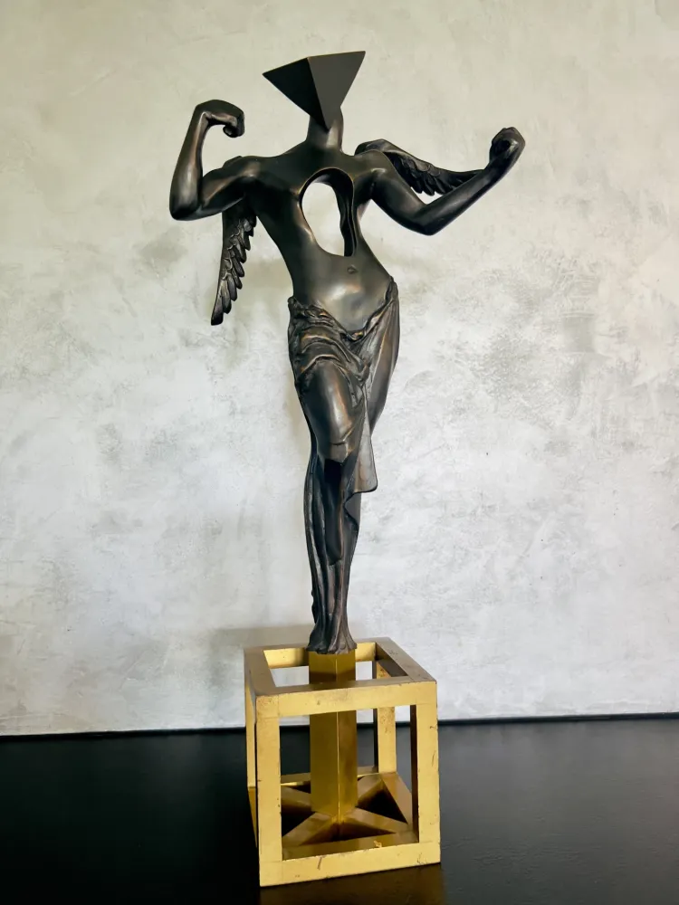 复数作品 Dali - Surrealist Angel