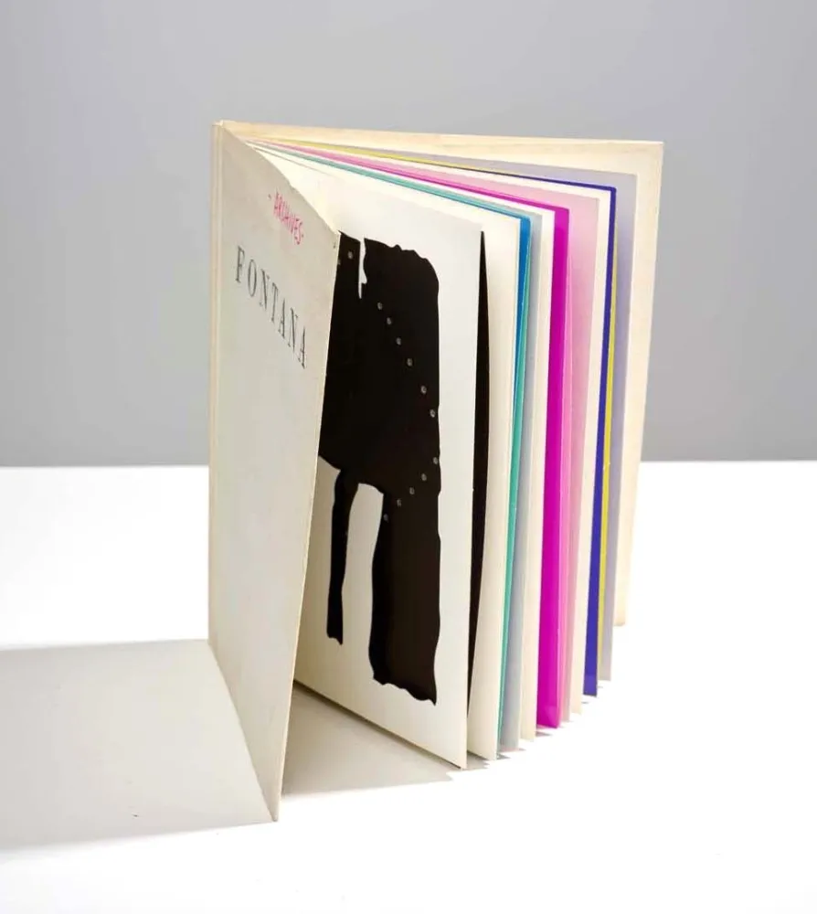 复数作品 Fontana - Exposition Galerie Iolas