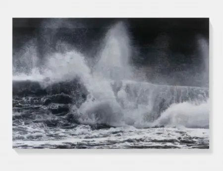 摄影 Hirst - Colliding H13-9 from Where The Land Meets The Sea