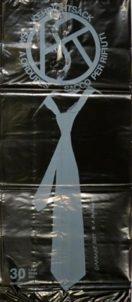 复数作品 Hofkunst - Garbage Body - KEHRICHTSACK / SAC A ORDURES / SACCO PER RIFIUTI