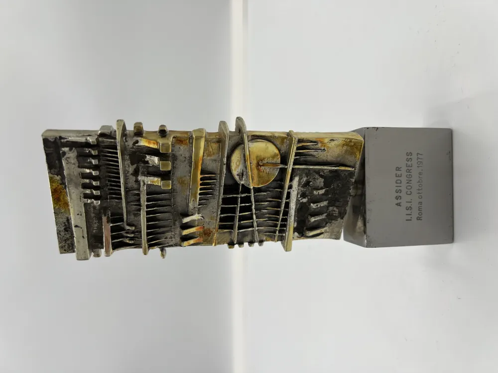 复数作品 Pomodoro - Stele per Assider