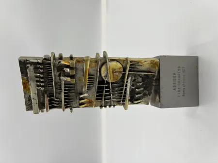 复数作品 Pomodoro - Stele per Assider