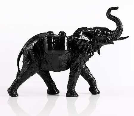 复数作品 Sweetlove - Cloned black Elephant with Waterpacks.