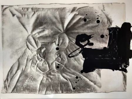 石版画 Tàpies - Chaussures sur chaise, from 