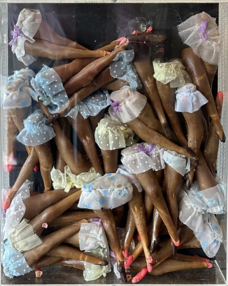 复数作品 Arman - Candy